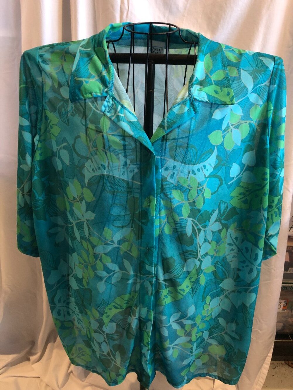 Figure Magic 1X 3/4 Sleeve Blue/Green Blouse 28" Pit to Pit